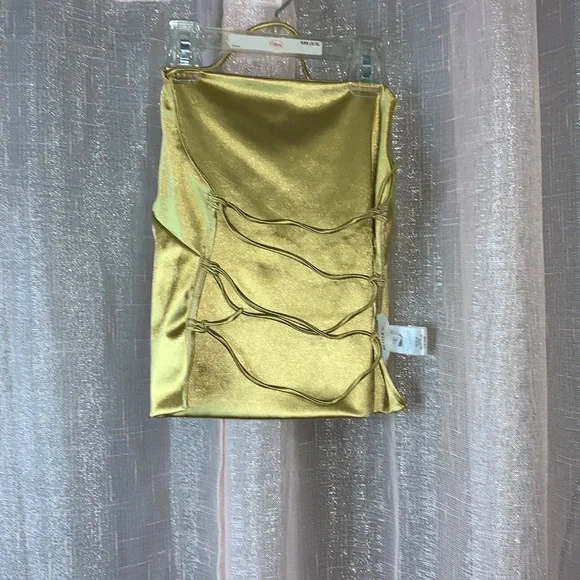 ‼️SOLD‼️ Better Be Metallic Gold Tie Back Crop Top Size Small for Women - Picture 4 of 10